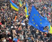 Евромайдан не штурмовали, но в центр Киева стягивают силовиков