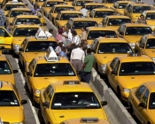 Таксисты хотят поднять цены в три раза