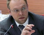 Фюле раскритиковал лишение Власенко депутатских полномочий