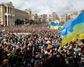 TheGuardian: Националисты маршируют в Киеве, чтобы выступить против мирного плана на востоке Украины