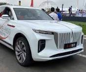 «Роллс-Ройс» из Поднебесной: самый дорогой китайский автомобиль появился в Украине 